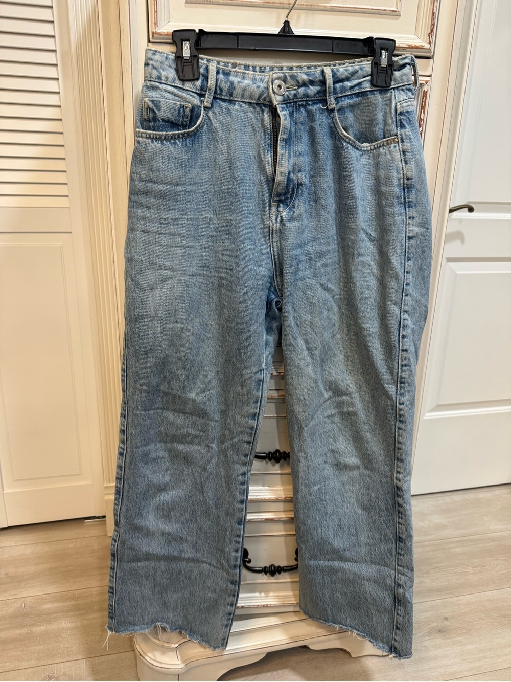 Zara Women Light Blue Relaxed Jeans